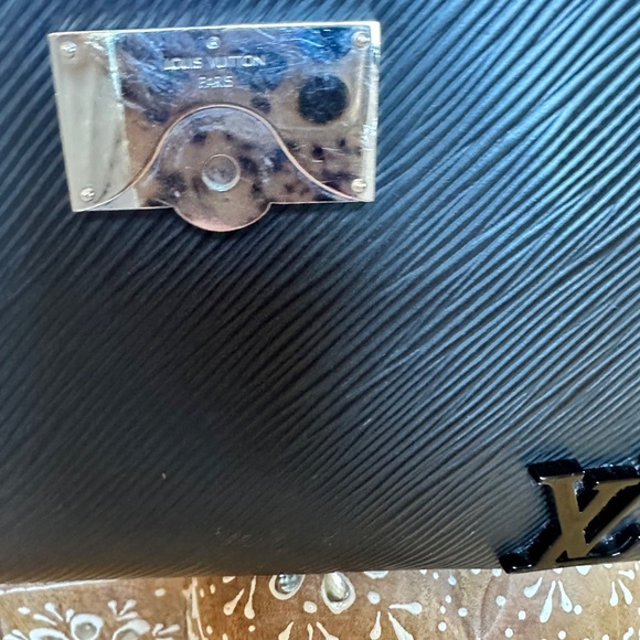 Louis Vuitton Cluny Handbag Mini Black Epi Leather Pink No Strap - Picture 6 of 8